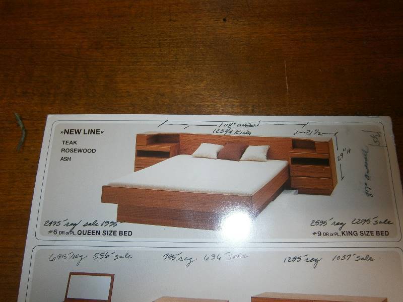 lot 135 image: Mid Century Modern Teak Veneered Bed and Night Stands
