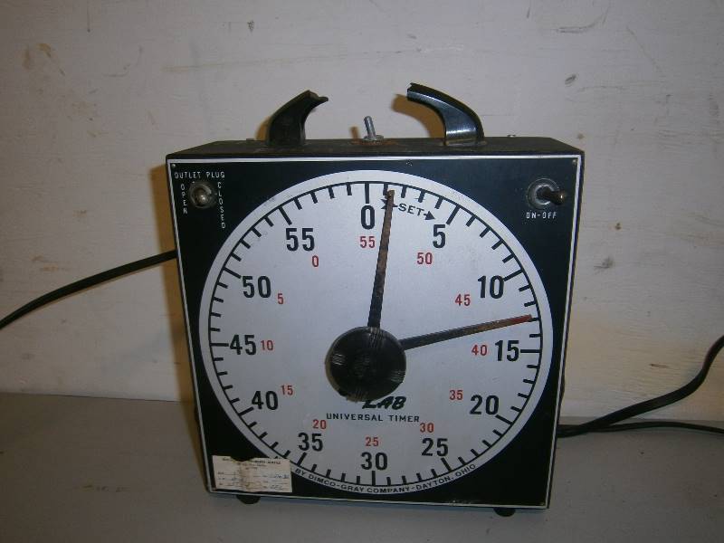 lot 177 image: Lot of 4 Photo Lab Timers