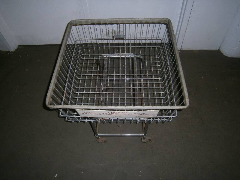 lot 179 image: Vintage Carry-All Laundry Cart from Laundry Mat