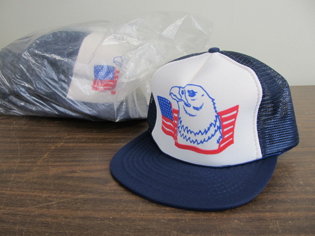 lot 212 image: NOS 1980s Patriotic Snapback Trucker Hats