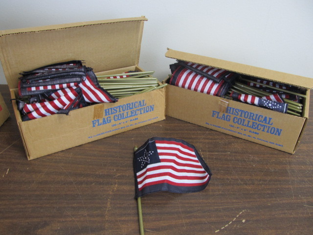lot 228 image: 200 NOS Vintage Historical American Mini Flags