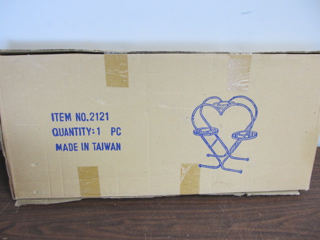 lot 230 image: NEW IN BOX Metal Heart Shaped Plant Stand