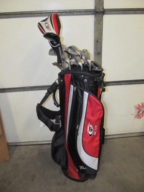 lot 8 image: Set of Top Flite Golf Clubs wMatching Bag