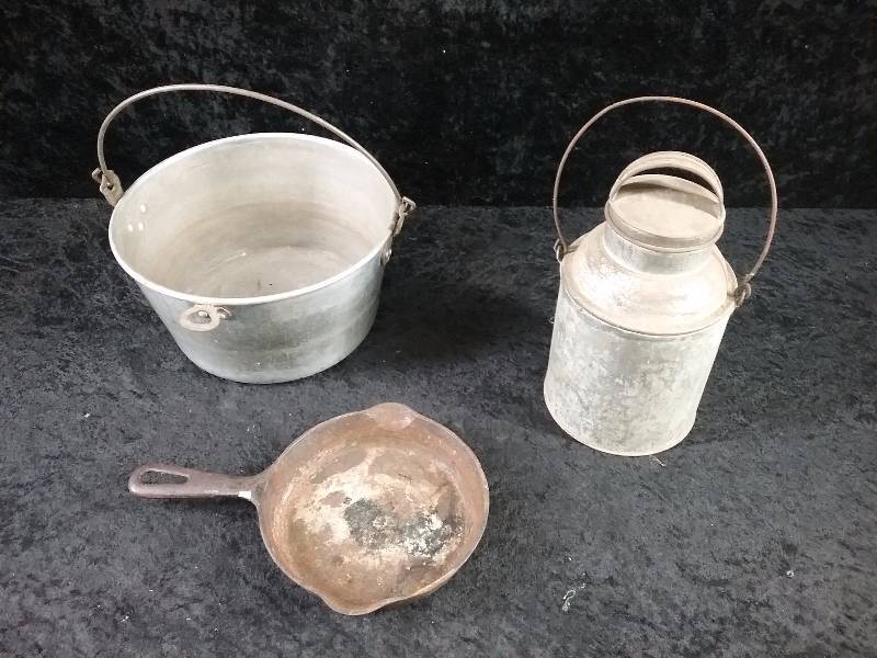 Lot - Griswold No 3 Cast Iron Pan, Alum Pan & Can Container