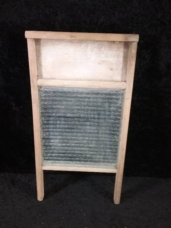 Washboard - Glass, 24