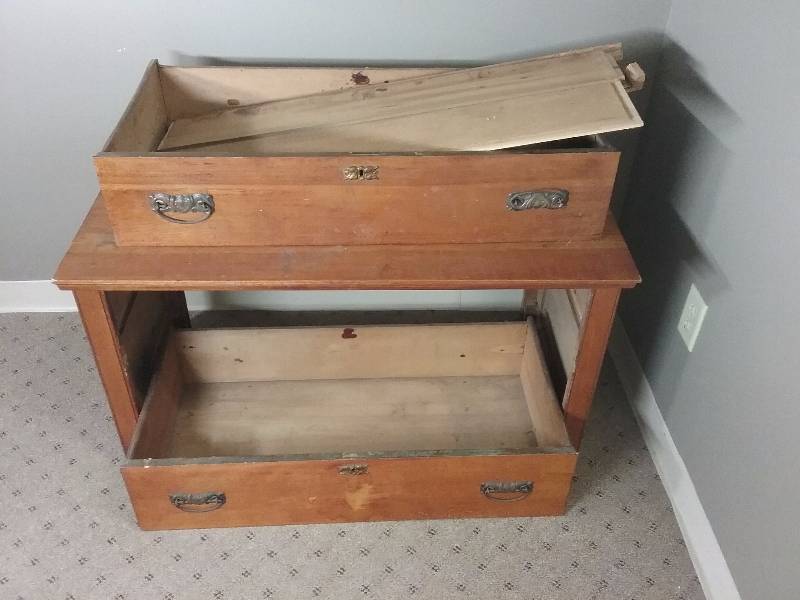 Wood Two Drawer Dresser, Dove Tailed Drawers, All Pieces there - just needs a little TLC. 22x39x20