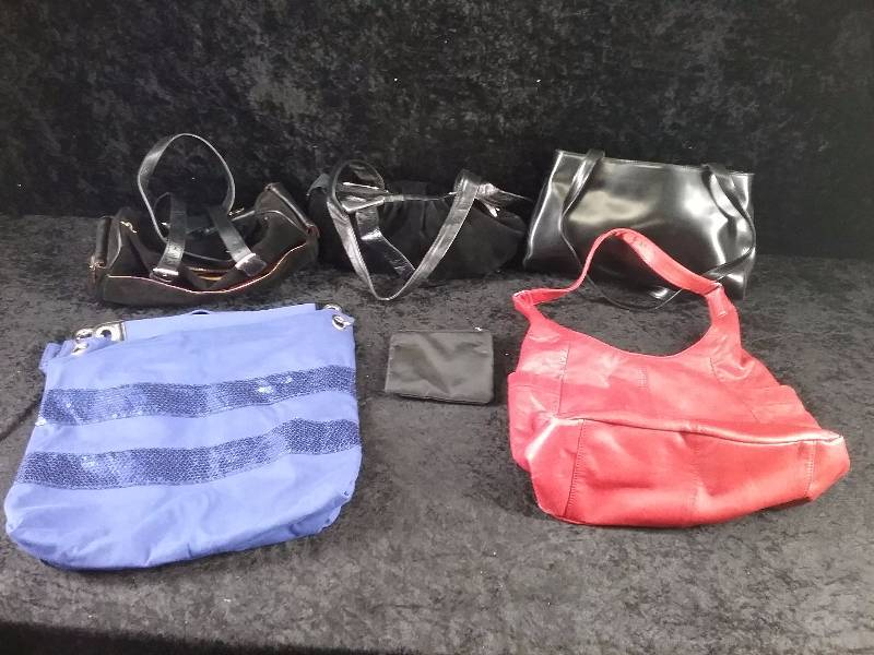 Lot - Misc Purses - Sagi Genuine Leather Made in Italy, Maxx New York, StyleLine, Etc