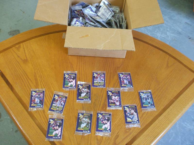 BURGER KING PROMOTIONAL VIKINGS CARDS