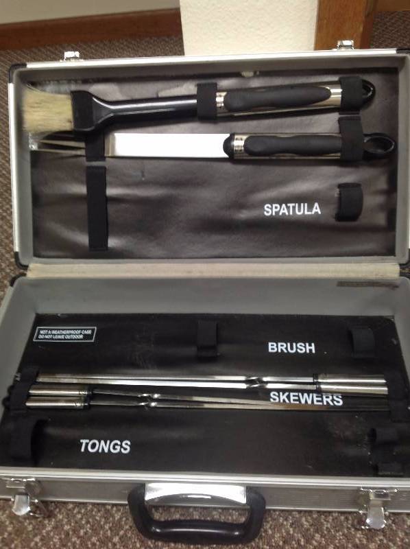Grill Set with Case