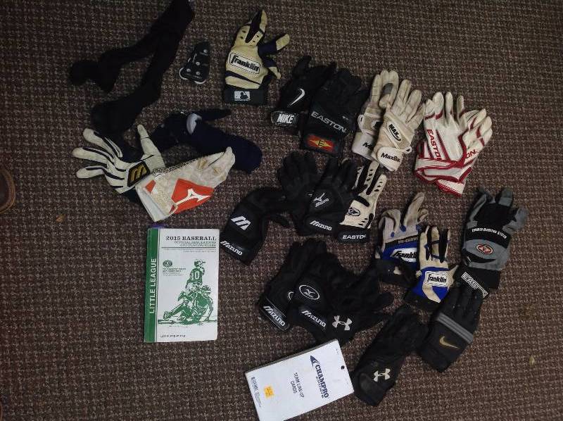 Lot of Gloves Kids- Teens