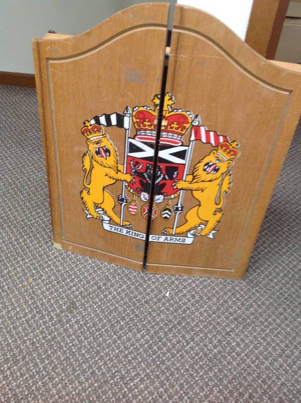 Wooden Dart Board Cabinet wDarts