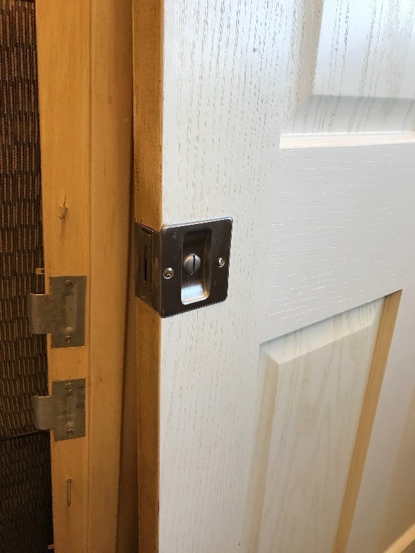 SLIDING POCKET DOOR