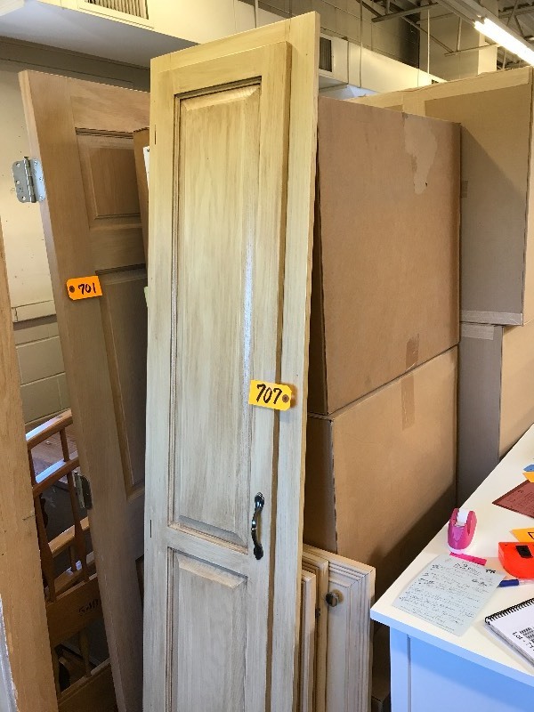 SOLID WOOD CABINET DOOR