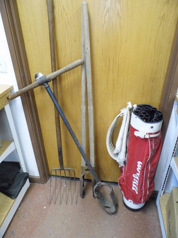 Yard Tools - Golf Bag - TV Antenna