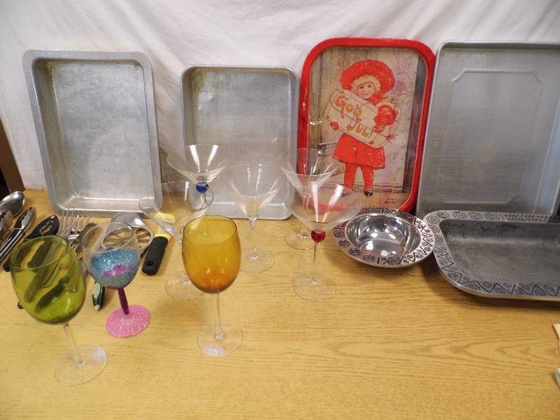 Baking Pans - Glasses