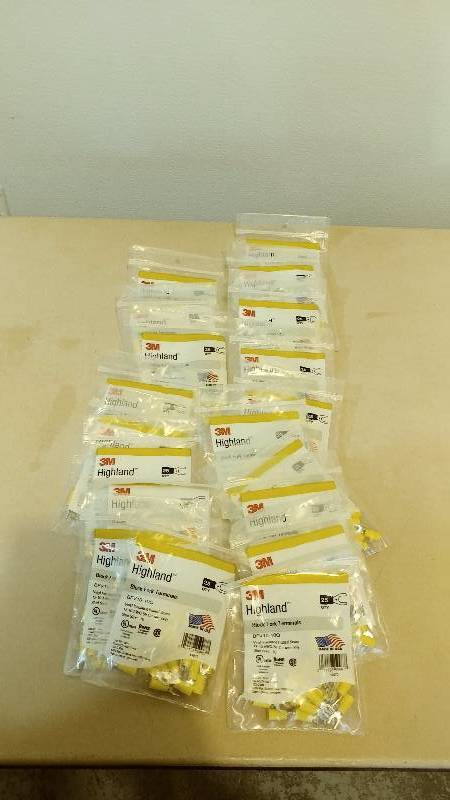 19 - 25-Packs of 3M Highland Block Fork Terminals