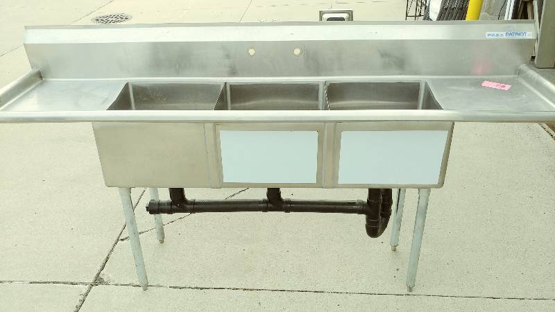 Commercial 3-Compartment Sink