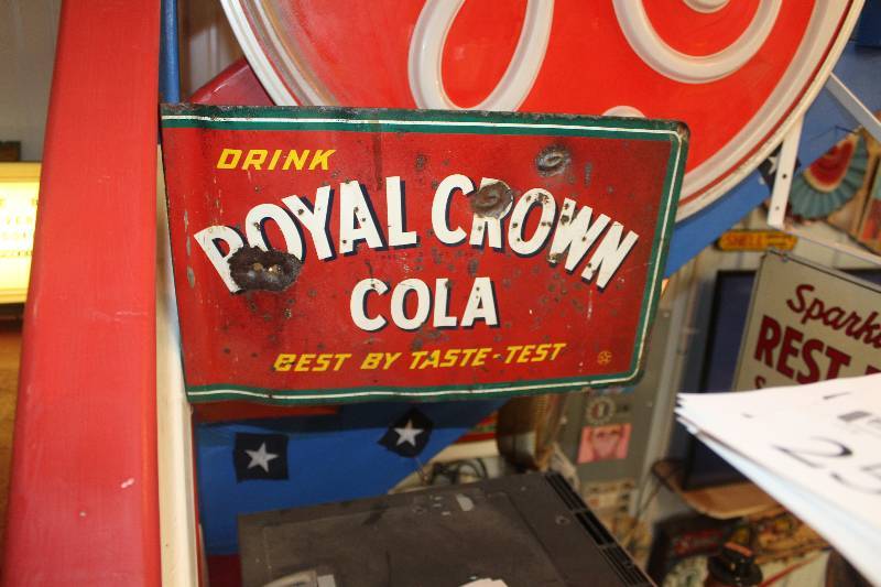 lot 260 image: Royal Crown Cola Sign