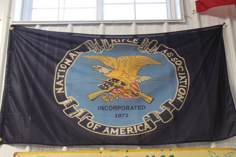 lot 21 image: NRA Flag