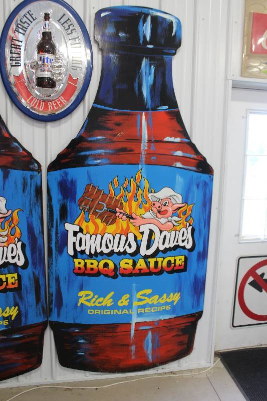 lot 40 image: Famous Daves BBQ Sauce Wood Sign