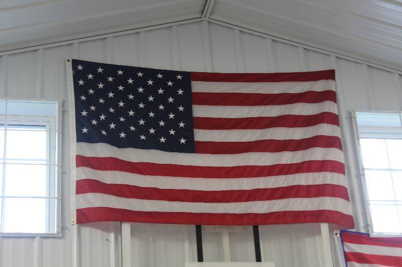 lot 35 image: American Flag