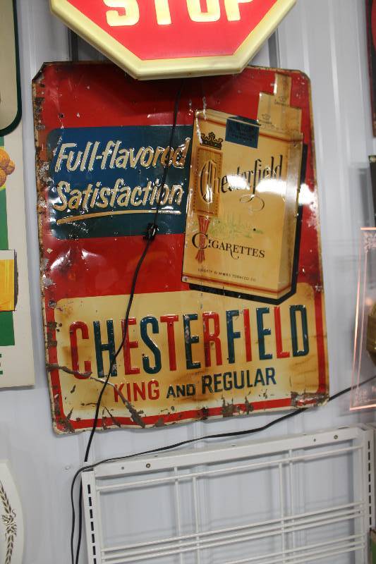 lot 84 image: Chesterfield King and Regular Cigarettes Sign