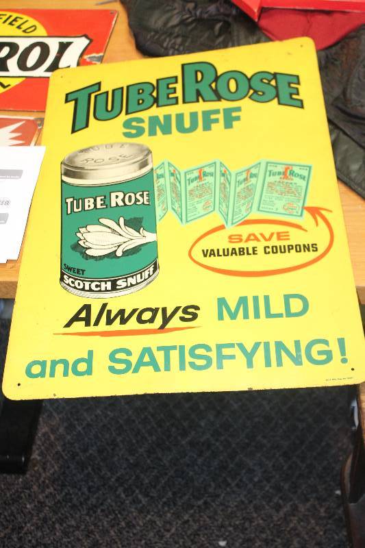 lot 103 image: Tuberose Snuff Metal Sign