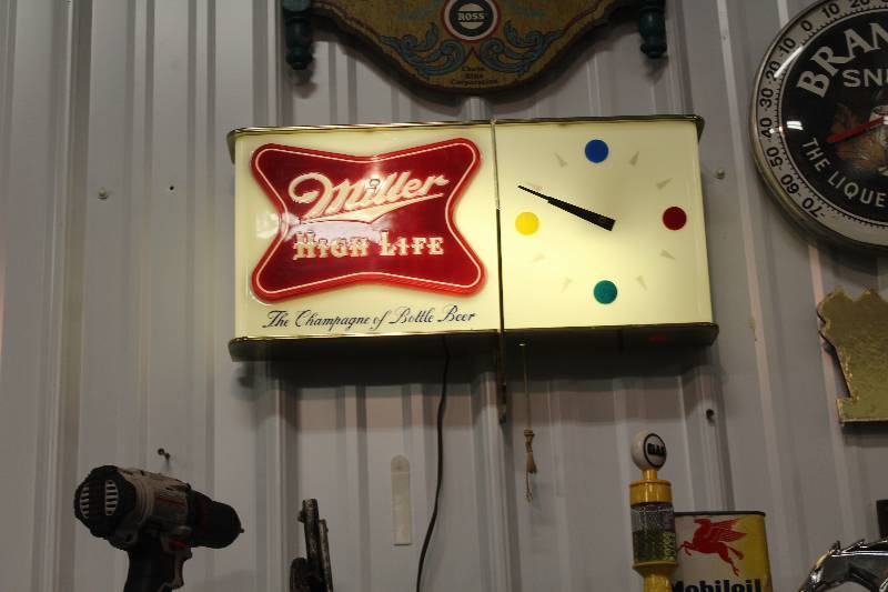 lot 111 image: Miller High Life Beer Lighted Wall Clock