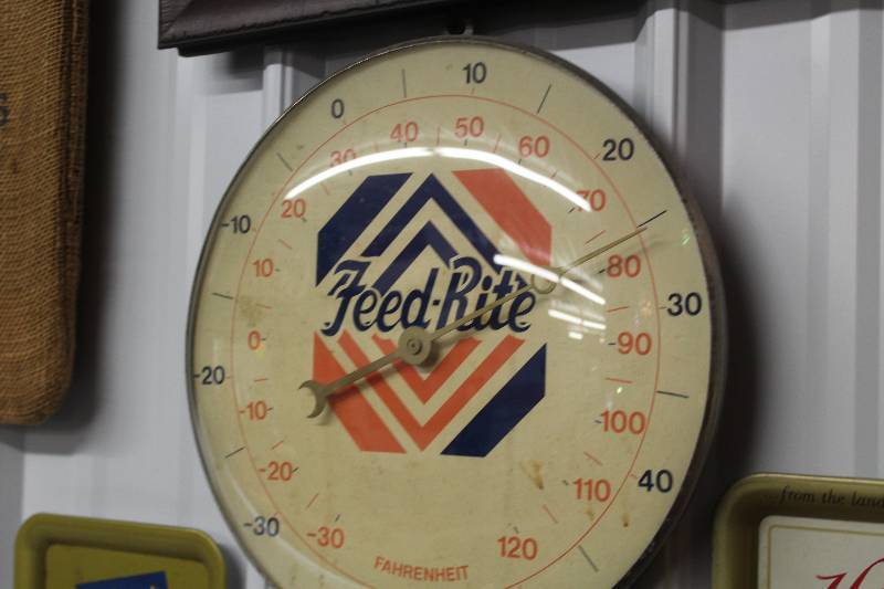 lot 180 image: Feed Rite Wall Thermometer