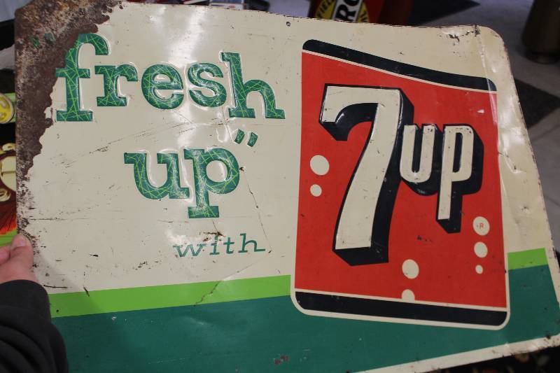lot 264 image: Fresh Up With 7up Sign