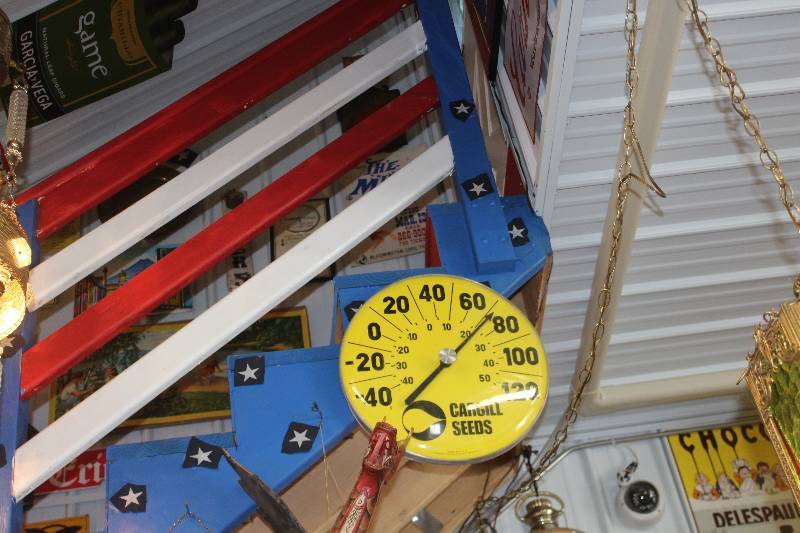 lot 266 image: Cargill Seeds Dial Wall Thermometer