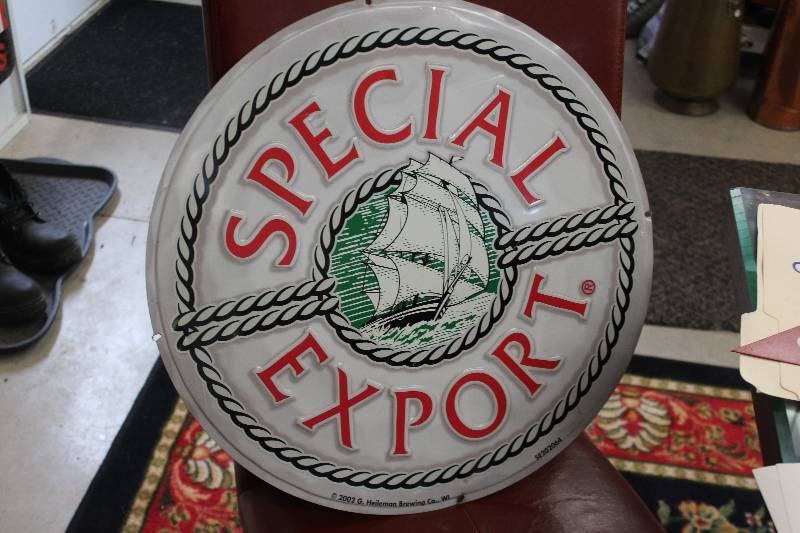 lot 271 image: Special Export Beer Sign