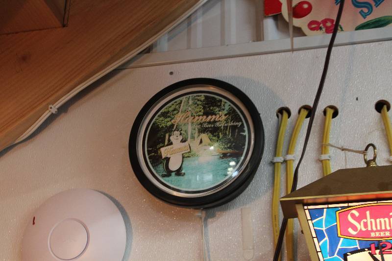 lot 273 image: Hamms Beer Wall Clock