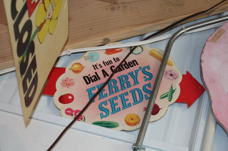 lot 275 image: Ferry Seeds Sign