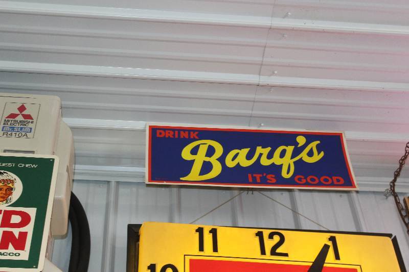 lot 284 image: Barqs Root Beer Sign