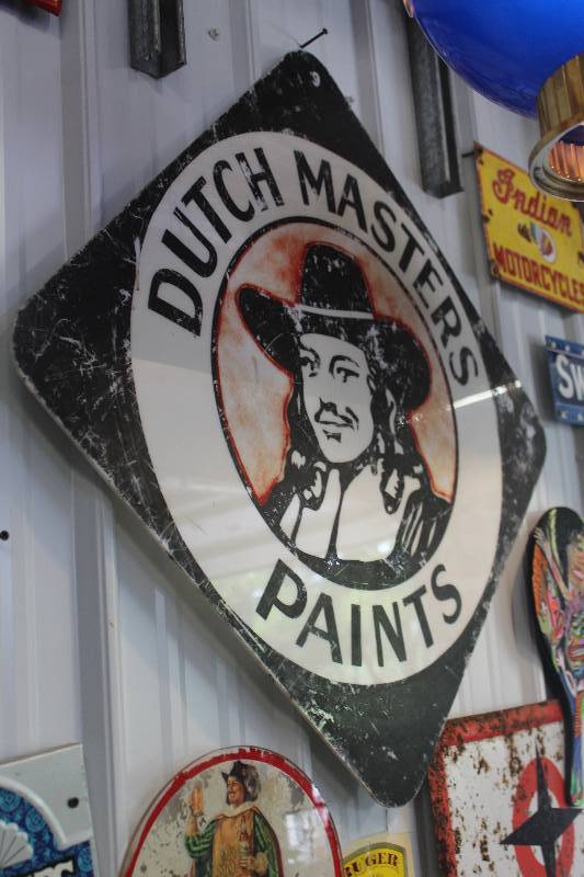 lot 291 image: Dutch Master Paints Plastic Sign