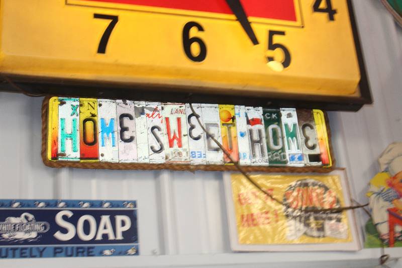 lot 306 image: Home Sweet Home Metal Sign