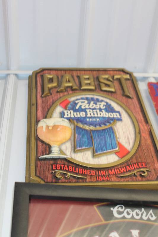 lot 339 image: Pabst Blue Ribbon Beer Plastic Wall Decoration