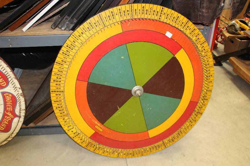 lot 364 image: 1930s H.C. Evans & Co. Number Spinner