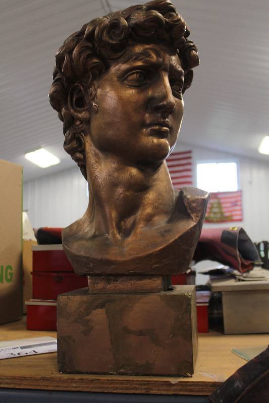 lot 367 image: Roman Bust