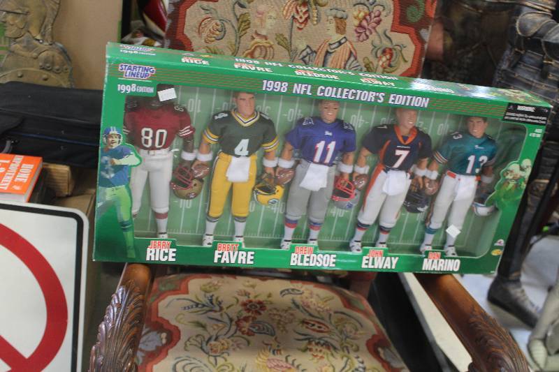 1998 Dan Marino NFL Starting Lineup Sports Superstar Collectibles