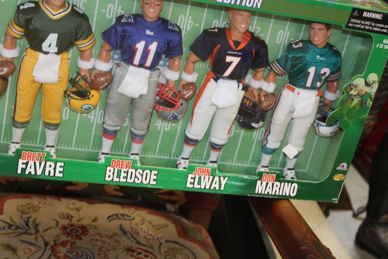 John Elway - 1998 NFL 12 Inch - Starting Lineup Figures