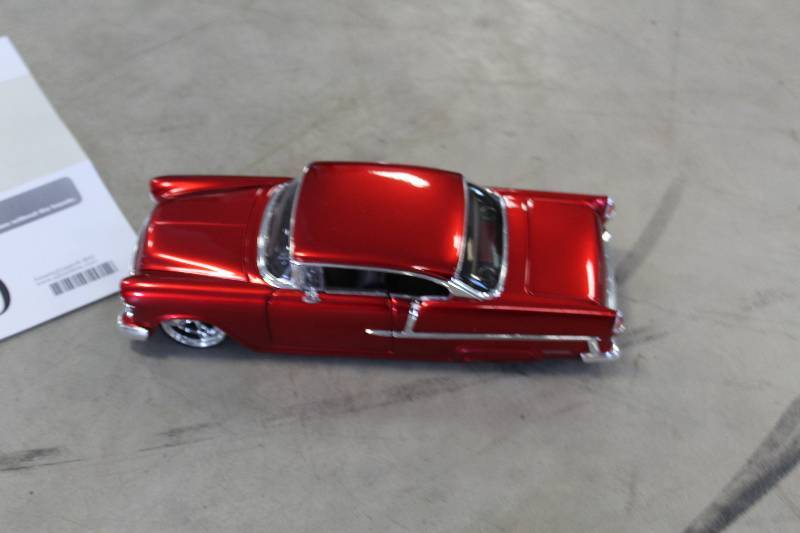 lot 400 image: Jada Toys 124 1956 Chevrolet Bel Air