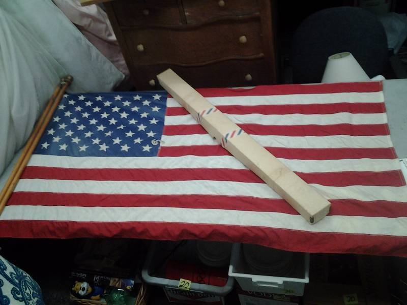 lot 16 image: 3x5 Cotton American Flag With Pole & Box