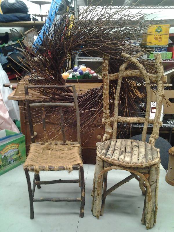 lot 23 image: 2-Twig Chairs, 1-Twig Wreath