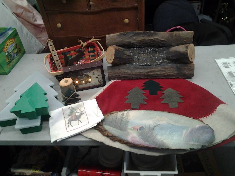 lot 32 image: Rustic Lumberjack Decor
