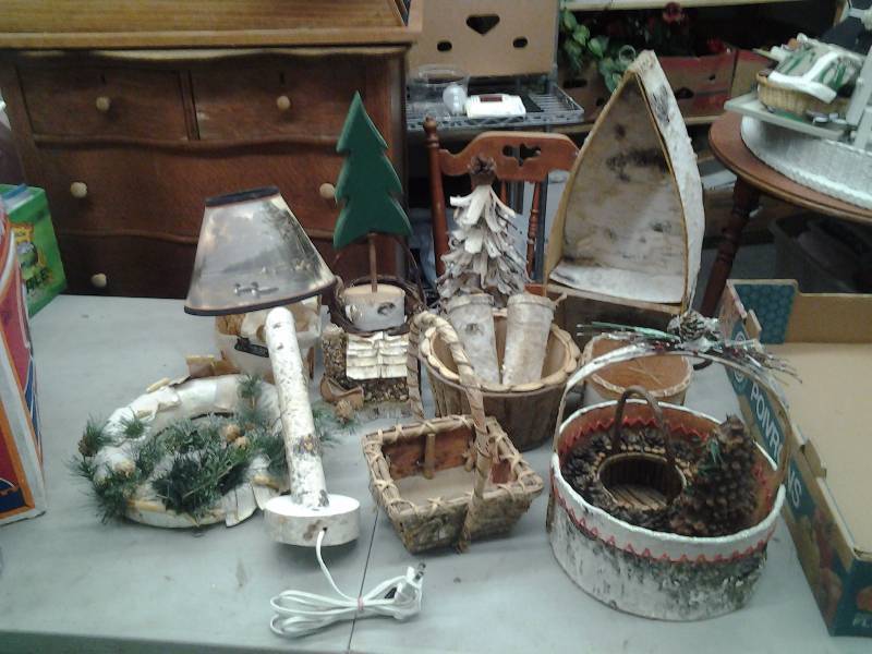 lot 36 image: Large Lot Of Birch Bark & Loon Handcrafted Decor, Loon