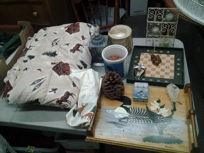 lot 47 image: MoosePine Decor, Throw Blanket