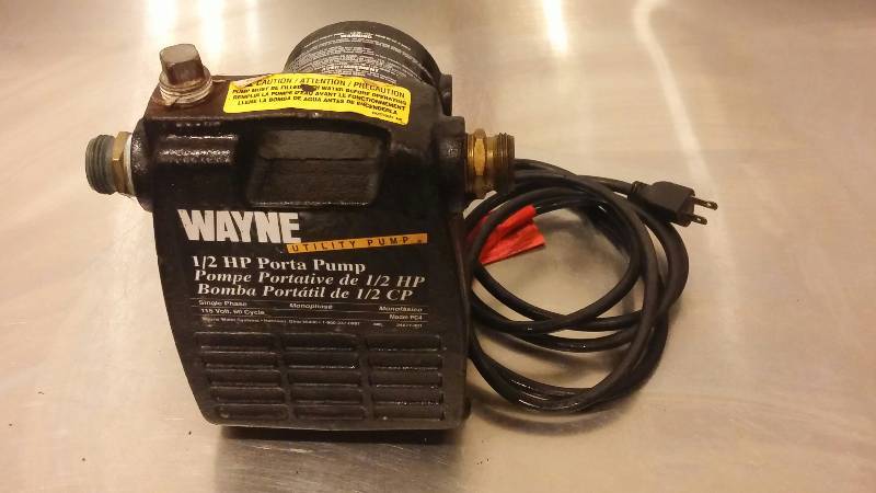 Wayne 12 HP porta pump. Cast. Model PC4. 115 volt. 60 cycle. Works.