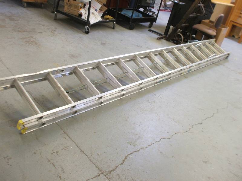 WERNER EXTENSION LADDER